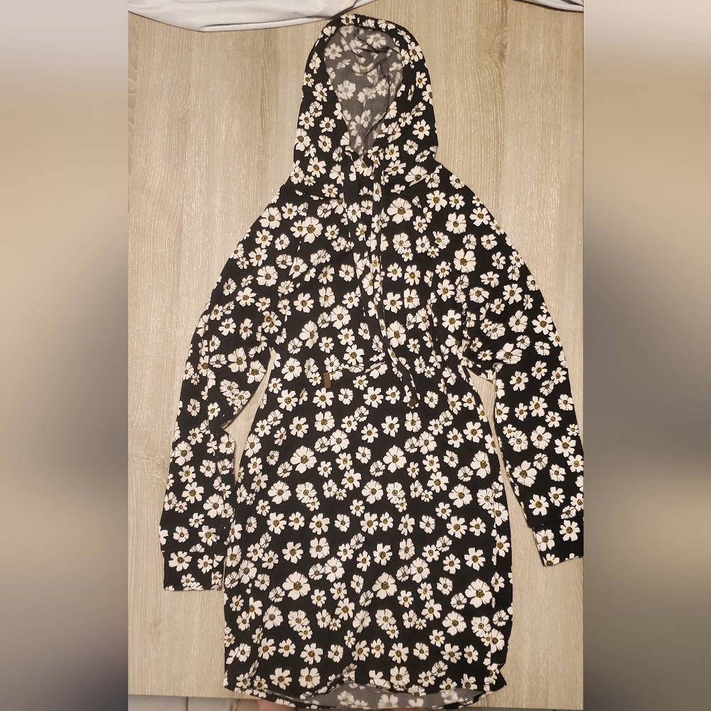 Daisies hooded mini dress